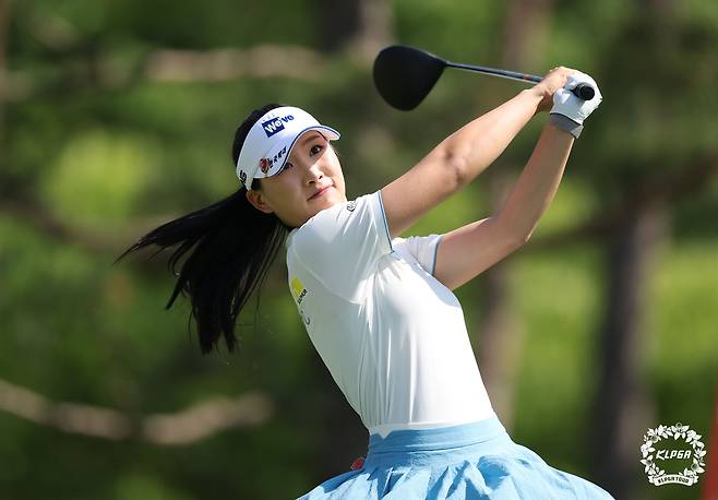 공동 선두에 나선 이율린. 사진 제공=KLPGA