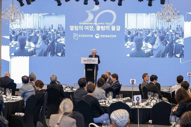 한국문학번역원 창립 30주년 기념식 (서울=연합뉴스) 한국문학번역원은 지난 21일 나인트리 프리미어 로카우스 호텔 서울 용산에서 창립 30주년 기념식을 열었다고 22일 밝혔다. 2026.5.22 [한국문학번역원 제공. 재판매 및 DB 금지]