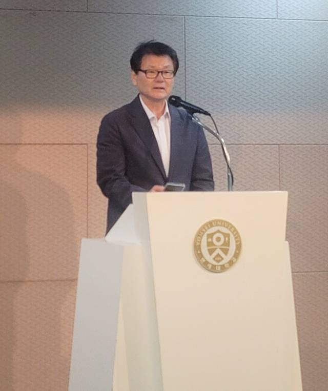 최희암 고려용접봉 부회장, KXO 국제대회 조직위원장이 지난 21일 연세대 농구 OB 회장으로 취임했다. 사진=연세대 매거진 시스붐바 제공