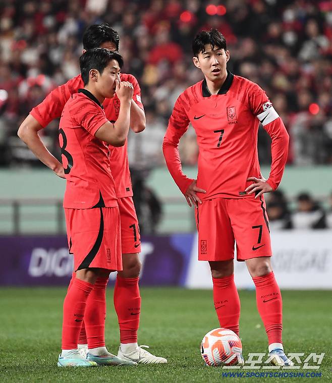 대한민국과  우루과이의 A매치 평가전이 28일 서울월드컵경기장에서 열렸다. 이강인, 손흥민. 상암=박재만 기자 pjm@sportschosun.com/2023.03.28/