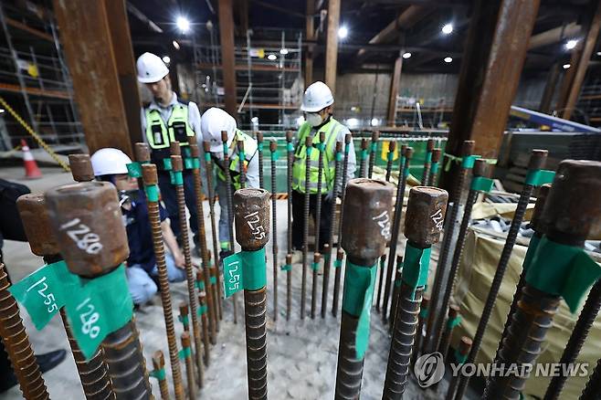 영동대로 지하 공간 복합개발 현장 (서울=연합뉴스) 이진욱 기자 = 17일 서울 강남구 GTX-A 노선 구간인 영동대로 지하 공간 복합개발 현장 모습. 2026.5.17 cityboy@yna.co.kr
