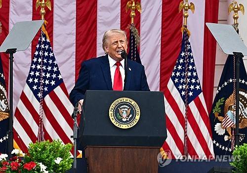 미국 현충일인 메모리얼데이 기념식에서 연설하는 도널드 트럼프 대통령 [UPI=연합뉴스 자료사진 제공]