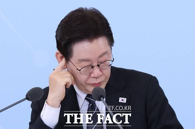 강유정 청와대 수석대변인은 지난 26일 서면브리핑에서 이재명 대통령이 최근 서울 집값 상승 움직임과 관련해 대책을 세우고 있냐고 물었디고 말했다. /뉴시스