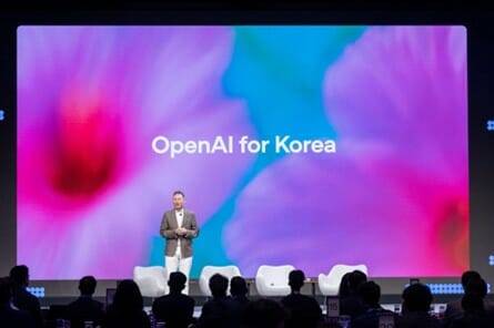 지난 27일 서울에서 열린 오픈AI 한국 첫 '이그젝 서밋'에서 발표하는 김경훈 오픈AI 코리아 총괄 대표 (사진=오픈AI)