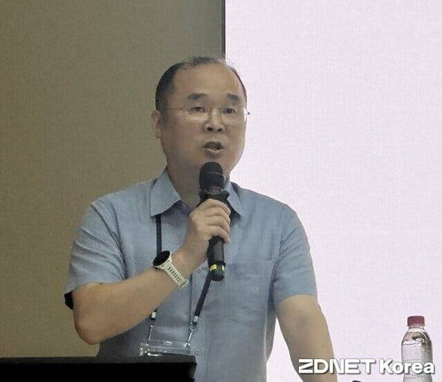 유재원 아주대 교수가 경영진과 실무진의 소통 부재가 위험을 키우고 있다고 말하고 있다.