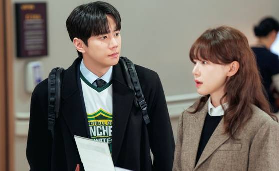 JTBC '신입사원 강회장' 스틸컷. JTBC 제공.
