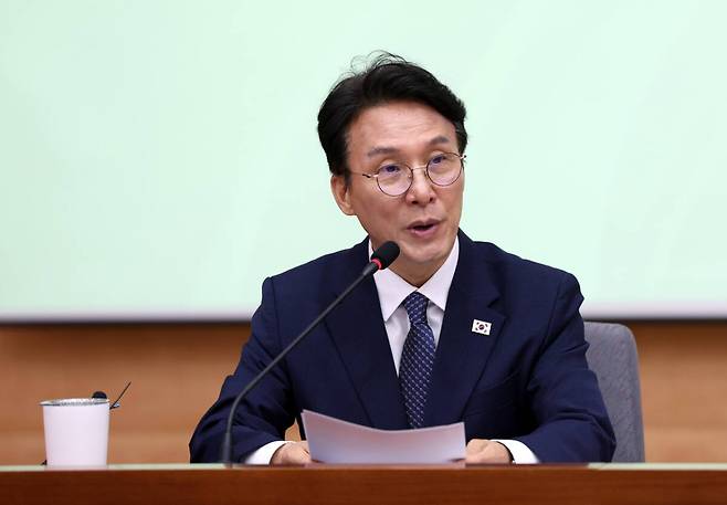 김민석 국무총리가 29일 서울 종로구 정부서울청사 별관에서 열린 국가기후위기대응위원회 전체회의에서 발언하고 있다. 연합뉴스