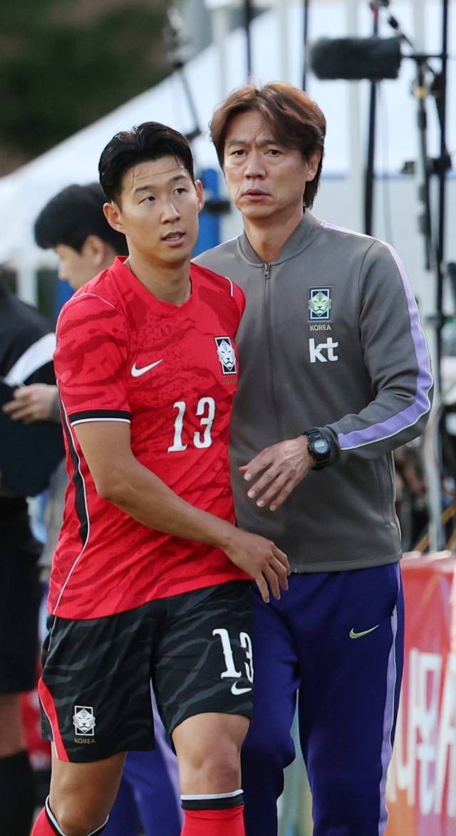 대한민국은 오는 6월 4일, 엘살바도르를 상대로 북중미월드컵 전 마지막 평가전을 치른다. 이번에도 손흥민의 발끝을 주목할 필요가 있다. 체코와의 조별리그 1차전을 앞둔 상황에서 최종 점검 단계, 다시 한 번 골 맛을 볼 수 있다면 최고의 분위기로 월드컵에 나설 수 있다. 사진=연합뉴스 제공