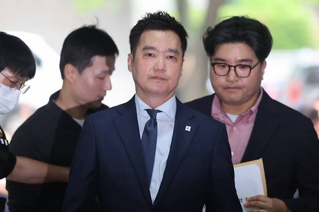 김세의 가로세로연구소 대표(사진)가 국민참여재판을 희망하고 있으며, 고(故) 김새론 유족을 증인으로 내세울 계획이라는 주장이 나왔다. 김 대표는 배우 김수현과 미성년자 시절 김새론의 열애설 등 허위사실을 유포한 혐의(명예훼손 등)로 구속된 상태다. /사진=뉴시스