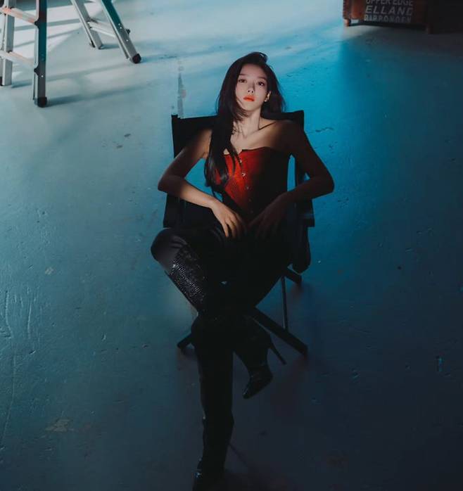 Actress Kim Yoo-jung expressed her excitement to be in front of the audience once again with her intense charisma.On June 1, Kim Yoo Jung posted several photos on her personal account with the caption, June, tvN 6/6 Dear X. Baek Ah Jin reappeared..........In the photos, Kim Yoo Jung is wearing a red off-the-shoulder top, black pants, and long boots. She leaned back in her chair, giving off a chic vibe, and her bold styling with one shoulder exposed gave off a strong presence.Her deep red lip and sharp features under the dreamy lighting made her look unique. Kim Yoo Jung, who has been loved for her innocent image, showed a more mature and unconventional charm in this photo, attracting attention. Her deadly charm gathered expectations.The character Kim Yoo-jung refers to is Baek Ah-jin, a character in the TV original series Dear X. In the drama, Kim Yoo-jung played the role of Baek Ah-jin, a top star who is loved by everyone but has a hidden nature.Since its release on Teevee in November last year, Dear X has been making waves, ranking No. 1 in new paid subscribers for five consecutive weeks and No. 1 in viewing hours and completion rate.It also maintained its top ranking on overseas OTT, including Rakuten Viki in the U.S., garnering attention from domestic and international viewers. Kim Yoo-jung also drove the shows popularity by ranking No. 1 in the topicality of TV-OTT integrated drama performers.Based on the popular webtoon of the same name, Dear X is a doomed melo-suspense genre that was recently picked up by tvN due to its success on Tv.Meanwhile, Dear X will premiere on tvN on June 6 at 10:30 p.m.Photo via Kim Yoo-jungs account