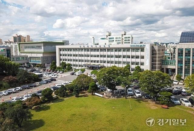 기사의 이해를 돕기 위한 자료 이미지로 직접적 연관은 없습니다. 사진은 인천시교육청 전경. 경기일보DB
