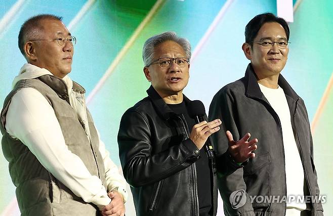 정의선 현대차그룹 회장-젠슨 황 엔비디아 최고경영자-이재용 삼성전자 회장 [연합뉴스 자료사진]