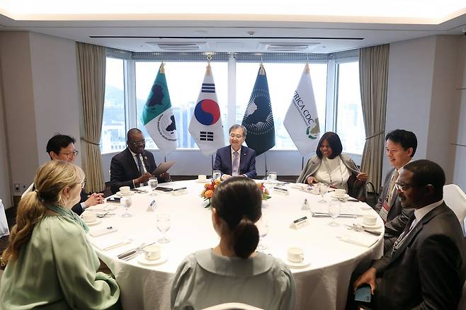 조현, 아프리카 국제기구 수석대표들과 조찬 [외교부 제공. 재판매 및 DB 금지]