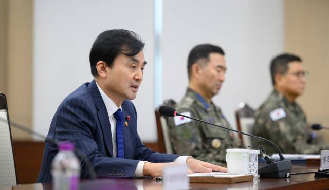안규백 국방부 장관이 지난 1월 28일 국방부 대회의실에서 열린 2026년 제1차 전작권 전환 추진평가회의에서 발언하고 있다. 연합뉴스