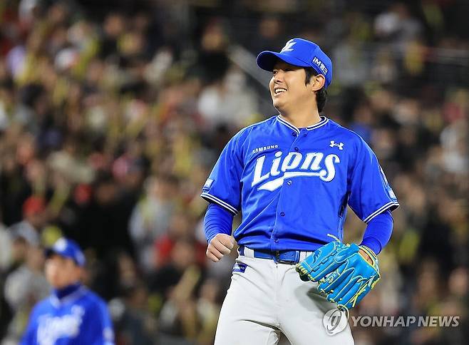 미소 짓는 양창섭 (광주=연합뉴스) 조남수 기자 = 7일 광주기아챔피언스필드에서 열린 프로야구 삼성 라이온즈와 KIA 타이거즈의 경기. 삼성 선발투수 양창섭이 3회에 투구하고 있다. 2026.4.7 iso64@yna.co.kr