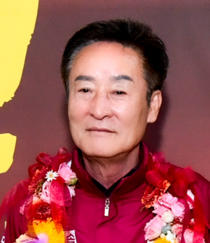 ▲ 청도군수 선거에서 무소속 박권현 후보가 당선의 영광을 안았다. 장재기 기자