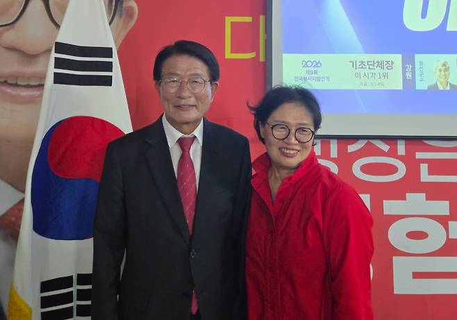 국민의힘 하학열 경남 고성군수 당선인(왼쪽) [국민의힘 하학열 경남 고성군수 당선인 캠프 제공. 재판매 및 DB 금지]