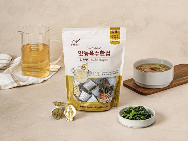 2026 Superior Taste Award(국제 우수 미각상)에서 2스타를 획득한 주식회사 석하의 ‘맛능육수한컵’ 제품