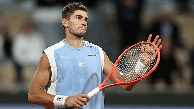 프랑스오픈 남자단식을 기권한 아르날디, ATP 홈페이지