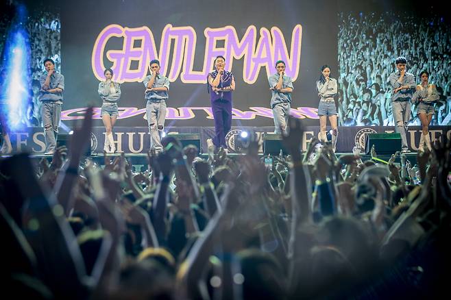 PSY performs at Hankuk University of Foreign Studies Global Campus's spring festival on May 19, 2022. [CHOI YEONG-JAE]