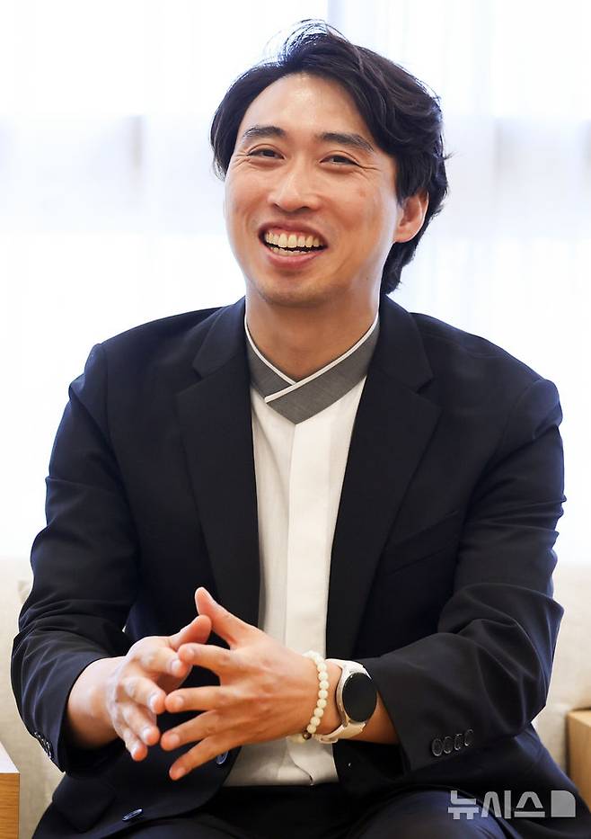 [서울=뉴시스] 최진석 기자 = 원불교 열쇠교당 정효천 교무가 5일 서울 동작구 원불교소태산 기념관에서 뉴시스와 인터뷰를 하고 있다. 2026.06.06. myjs@newsis.com