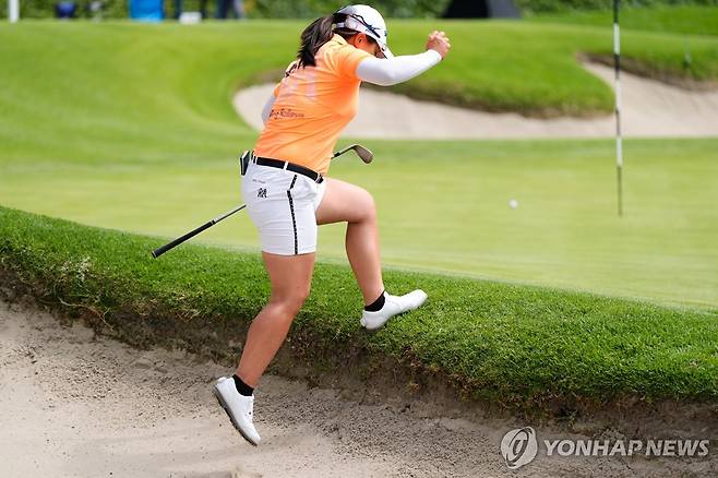 벙커샷을 마치고 그린으로 올라서는 김세영 [AP=연합뉴스]