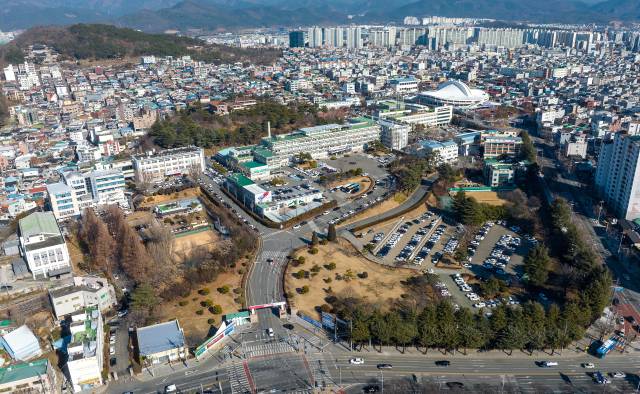 문화예술허브 조성사업 대상지인 옛 경북도청 후적지(현 대구시청 산격청사) 모습. 우태욱 기자 woo@imaeil.com