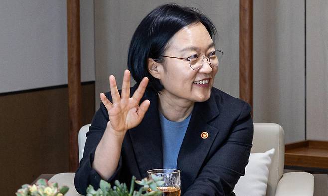 한성숙 중소벤처기업부 장관. 중소벤처기업부 제공