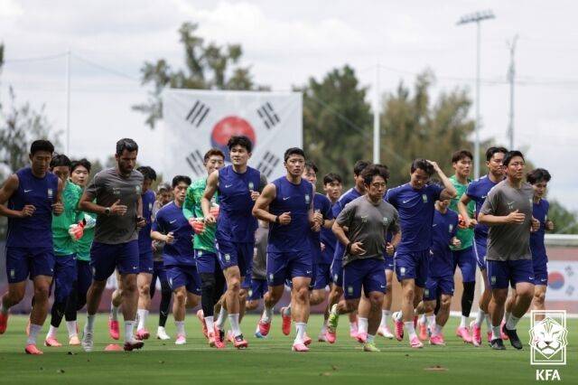 축구대표팀 선수들이 북중미월드컵 베이스캠프 치바스 바예 베르데에서 훈련하고 있다./대한축구협회 제공