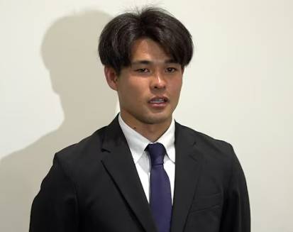 사노 가이슈가 기자회견에서 발언하고 있다. /사진=일본 시사통신 갈무리