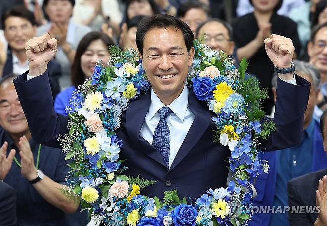우상호 강원도지사 당선인 [연합뉴스 자료사진]