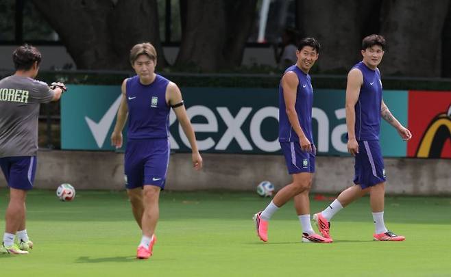 홍명보 감독이 이끄는 한국 대표팀의 총 시장가치는 1억3905만(약 2455억원)이다. 본선 참가국 중 33위다. 한국은 같은 A조의 멕시코(1억9185만 유로)와 체코(1억8818만 유로)보다 낮고, 남아프리카공화국(4925만 유로)보다는 높다. 연합뉴스