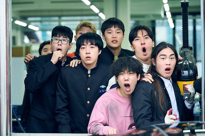 넷플릭스 오리지널 드라마 ‘참교육’의 한 장면. 사진 넷플릭스