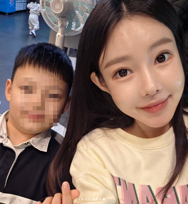 그룹 유키스 출신 가수 일라이가 재혼 소식을 전한 가운데, 전처인 방송인 지연수의 근황에도 관심이 쏠리고 있다. / 사진 = 지연수 SNS