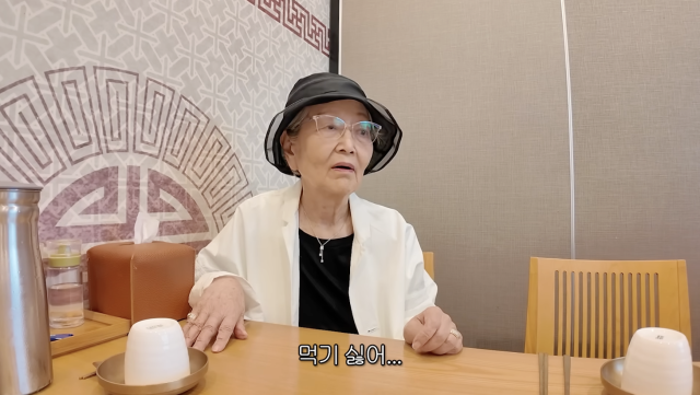 김영옥이 남편과 사별한 뒤 느끼는 허전한 마음을 솔직하게 털어놨다. / 유튜브 채널 '김영옥 KIM YOUNG OK'