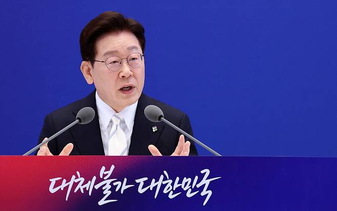 이재명 대통령이 6월8일 청와대 영빈관에서 열린 취임 1주년 기자회견에서 발언하고 있다. ⓒ연합뉴스