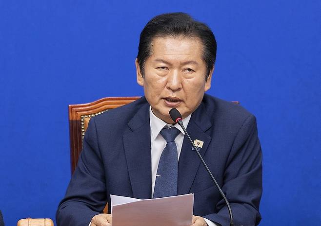 더불어민주당 정청래 대표가 10일 국회에서 지방선거 이후 처음으로 열린 최고위원회의에서 발언하고 있다. 연합뉴스