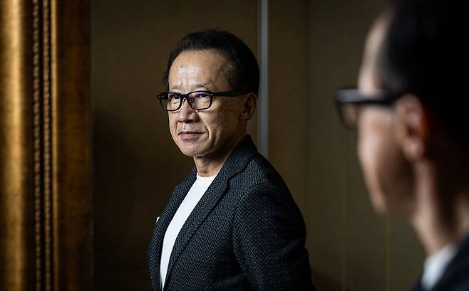 일본 최고 정보책임자였던 기타무라 시게루 전 국가안보실장이 11일 중앙SUNDAY와 만나 “한·일 정보 협력은 다른 분야에 비해 매우 긴밀했다”고 말했다. 실제 이병호 전 국정원장은 자신이 취임 후 7일 만에 기타무라 당시 내각정보관이 찾아올 정도로 발빠르게 움직였다고 기억했다. 최영재 기자