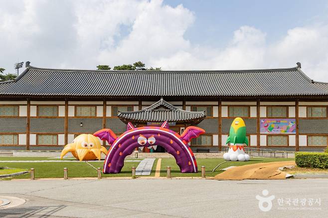 괴산생태뮤지엄에서는 생태 환경과 생명의 소중함을 어린이의 눈높이로 볼 수 있는 전시가 마련돼 있다. /사진=한국관광공사