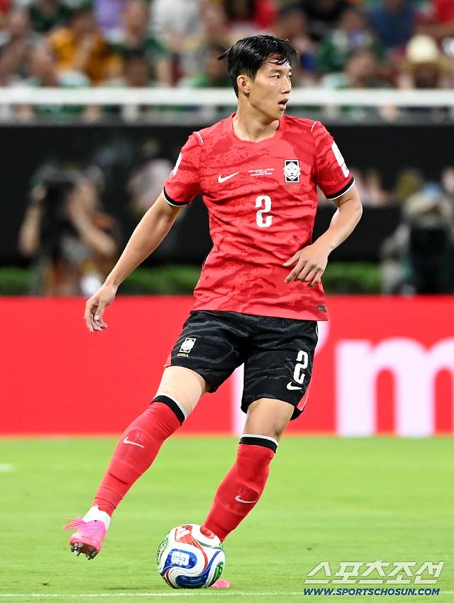 12일(한국시각) 멕시코 과달라하라 사포판의 에스타디오 과달라하라에서 열린 2026 북중미월드컵 대한민국과 체코의 경기. 경기를 펼치는 이한범의 모습. 사포판(멕시코)=허상욱 기자wook@sportschosun.com/2026.06.12/