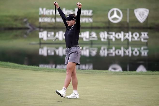 두산건설 We’ve 골프단 김민솔이 메르세데스-벤츠 제40회 한국여자오픈에서 생애 첫 메이저대회 우승을 기록했다. 사진 | 두산건설