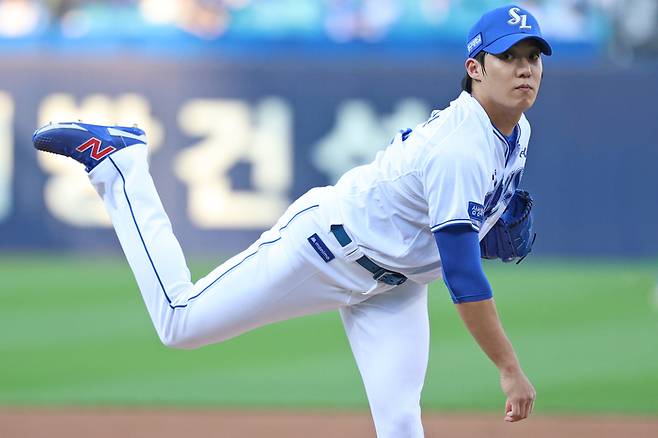 삼성 원태인이 16일 대구삼성라이온즈파크에서 열린 2026 KBO리그 정규시즌 키움전에 선발 등판해 역투하고 있다. 사진 | 삼성 라이온즈