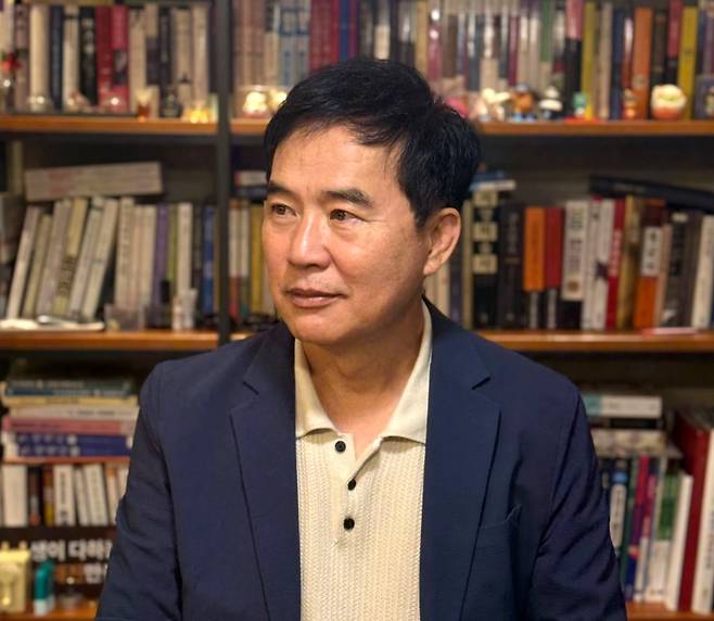 고기영 한신대 교수는  현대차 임원 출신으로, 현대차그룹 전직 고위 간부들의 인터뷰를 바탕으로 현대차그룹 발전사에 대해 연구하고 있다.