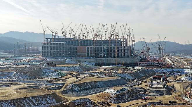 지난 1월 경기도 용인시 처인구 원삼면 용인반도체클러스터 일반산업단지에서 공사가 한창 진행되고 있다. 연합뉴스