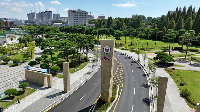 충북대학교 전경. *재판매 및 DB 금지