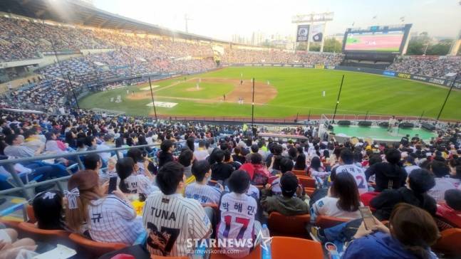 잠실야구장. /사진=김진경 대기자