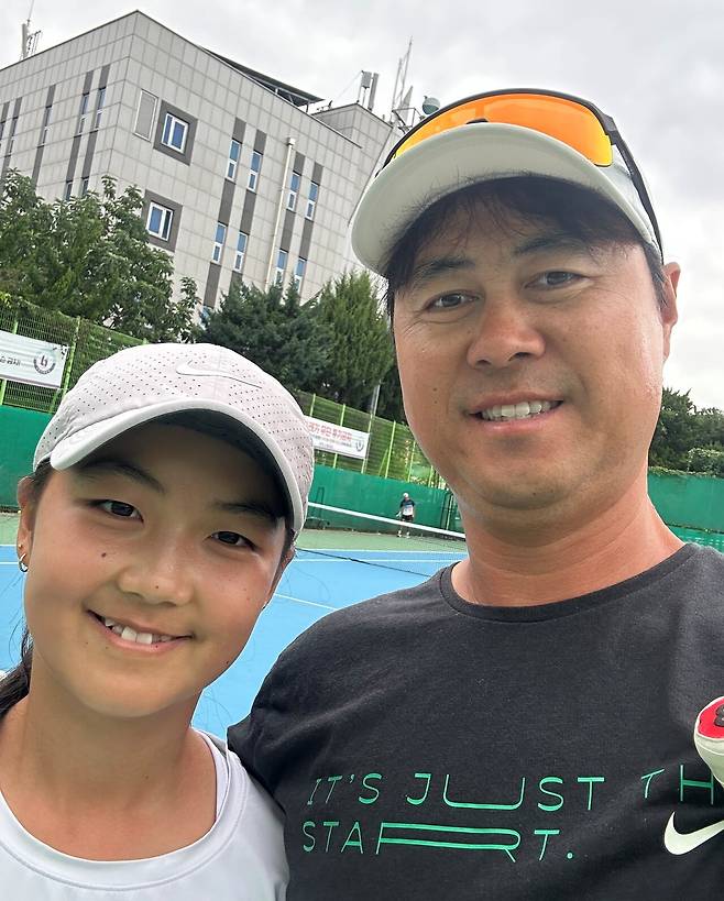 서승연과 아버지 서용범. 서용범 제공