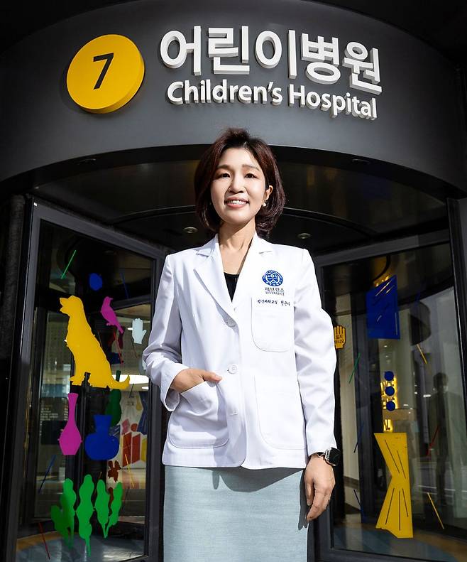 세브란스병원은 올해 소아 진료 141주년, 어린이병원 개원 20주년을 맞는다. 천근아 원장은 여성으로서 처음이자 소아정신과 출신으로서도 처음 병원장직을 맡았다. /양수열 영상미디어 기자
