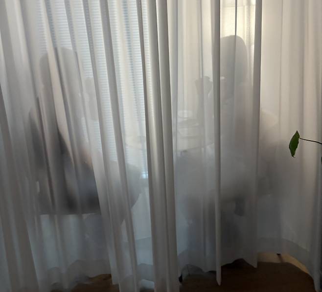 새로운 사람을 만날 기회가 부족한 청년들 수요로 '로테이션 소개팅'가 인기몰이 중이다. 사진은 로테이션 소개팅에서 대화를 나누고 있는 참가자들의 모습. /광주로테이션 소개팅 '썸타임' 제공