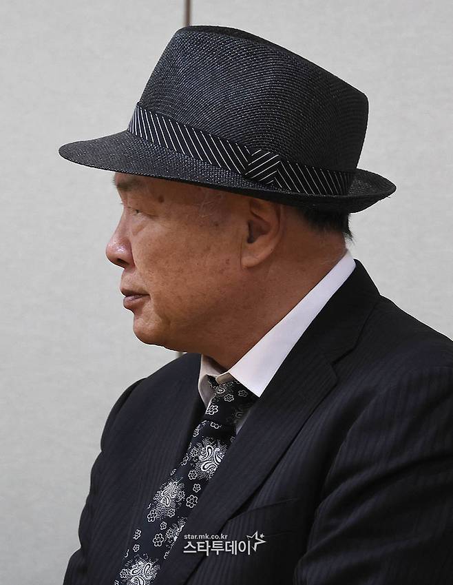 故 옥희 빈소를 지키고 있는 남편 홍수환. 사진ㅣ사진공동취재단